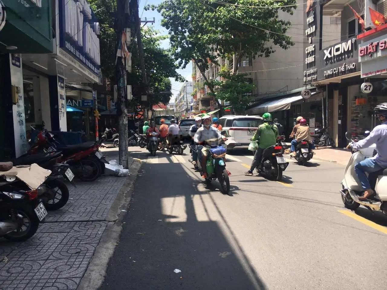 Bán nhà đẹp, mặt tiền Vũ Huy Tấn, P. 3, Q. BT trệt 2 lầu sân thượng, giá 20 tỷ, ĐT: 0972 771 *** Đạo