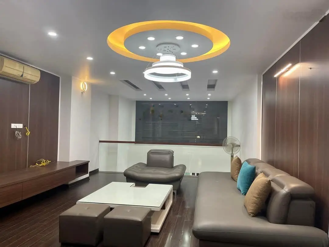 Bán nhà mặt phố Chiến Thắng Chiến Văn Quán Vỉa hè,kinh doanh đỉnh 43m2, 5 tầng. Giá 16,5 tỷ.