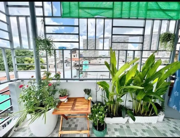 Bán gấp nhà đẹp giá Ngộp hẻm 243/ Nơ Trang Long -P11- Bình Thạnh - 4,1tỷ/ 90m2 , 3PN,sổ hồng riêng.