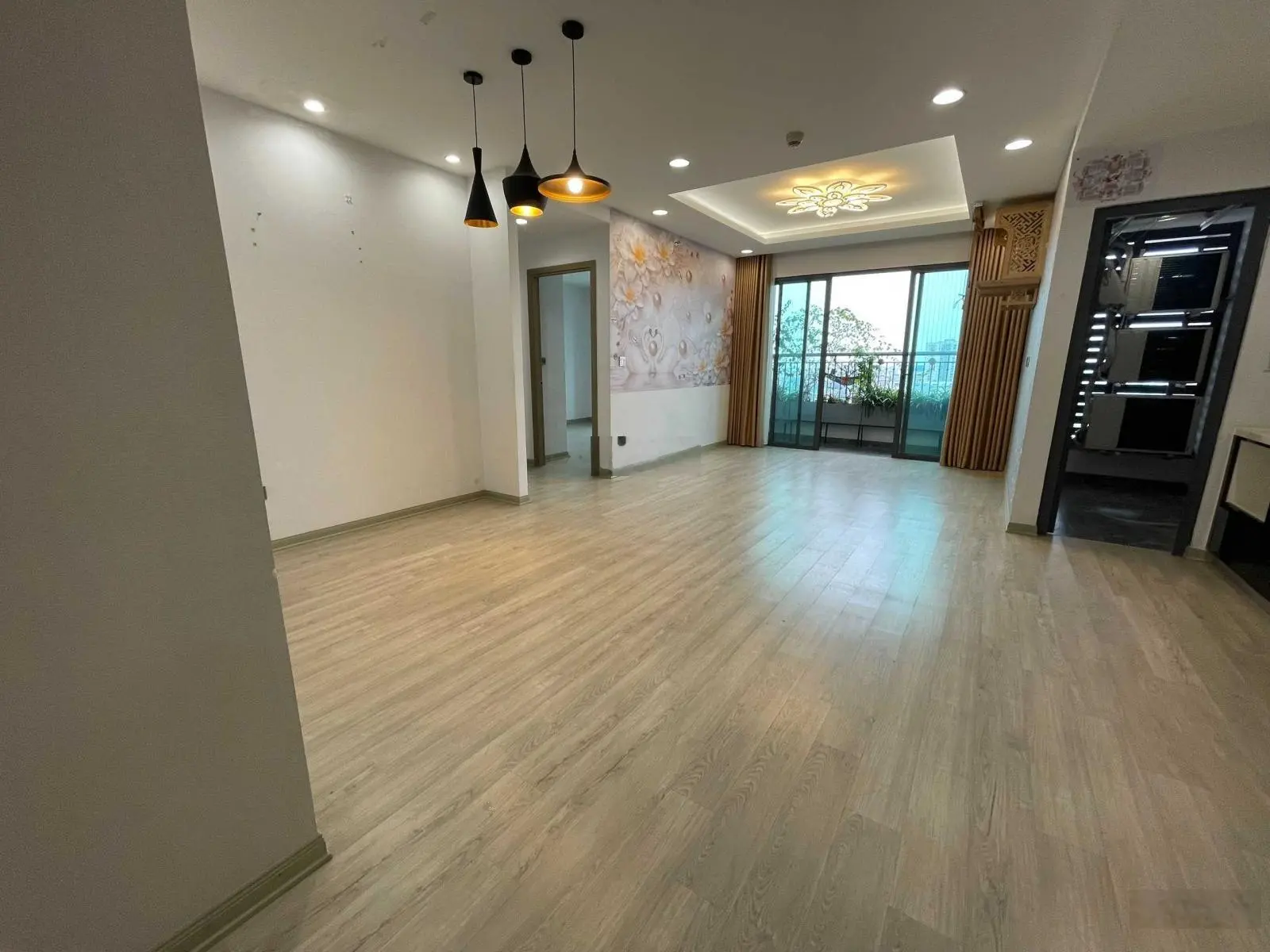 Chính chủ bán nhanh căn 3pn 126m ban công Đông Nam tại Việt Đức Complex 187 Nguyễn Tuân 0985 800 ***
