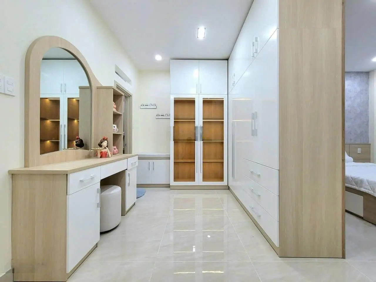 Nhà đẹp giá tốt Đ. 47 Thảo Điền Q2 DT: 60,9m2 Giá: 4tỷ500tr
