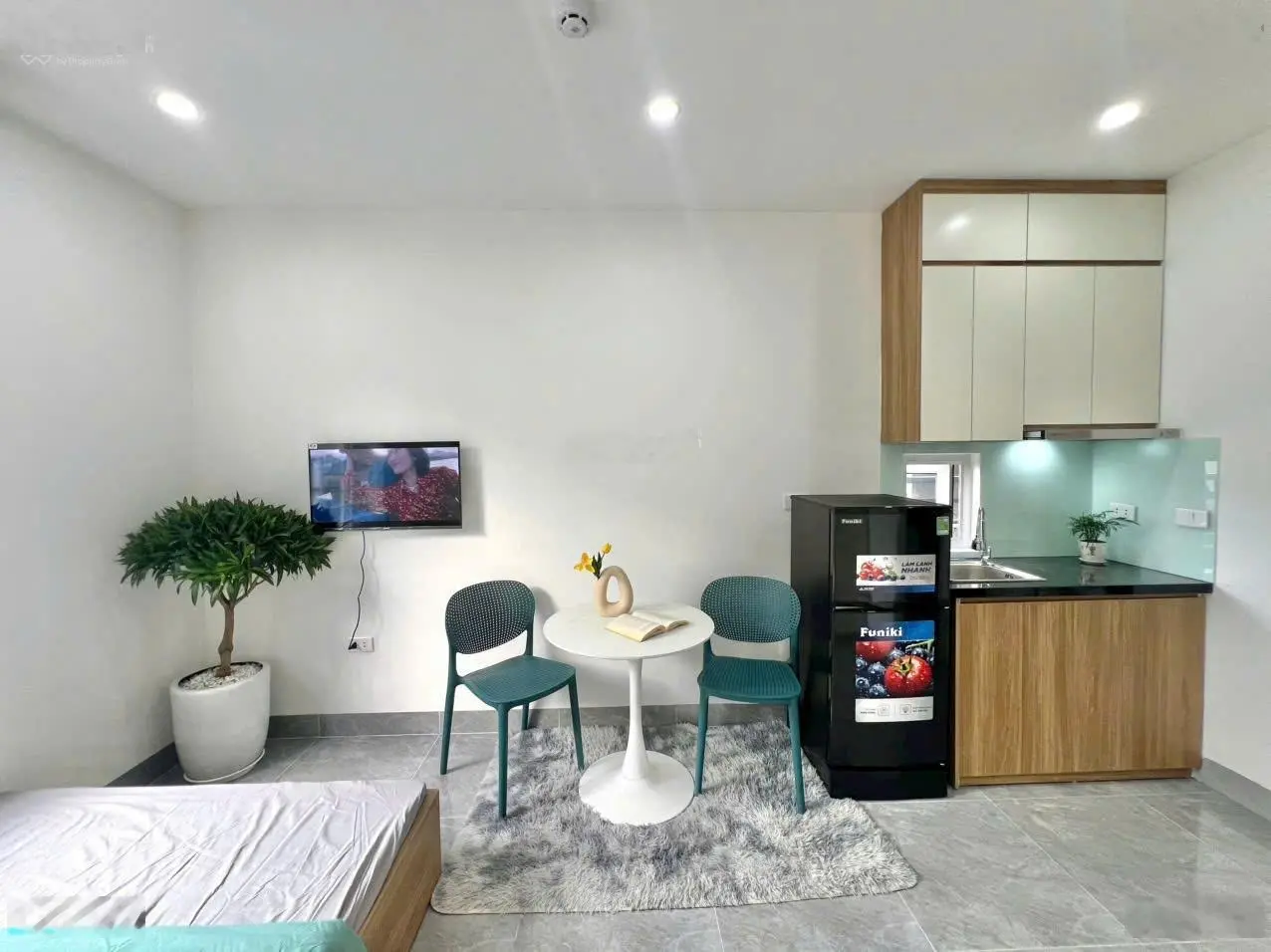 Bán tòa CCMN 7 tầng mới Mễ Trì, 12 phòng 2n1k Full đồ, DT 57m2, MT: 4m, Giá 14.9 tỷ.