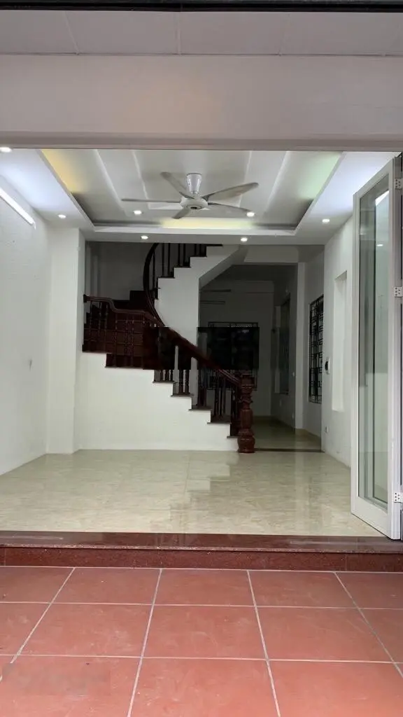 Bán nhà Ngõ 2 Ngọc Thuỵ 50m x 4T ở luôn, Lô Góc, oto tránh, vào nhà giá 7 tỷ 35 có TL.LH 0936 123 ***