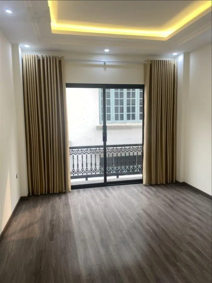 Cần bán nhà phố Đàm Quang Trung 50m2 3 tầng dân xây chắc chắn giá 7.5 tỷ