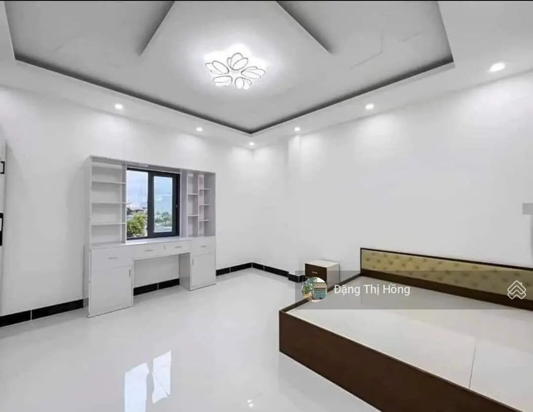Bán gấp nhà đường Nguyễn Hữu Trí 70m2 ngay dưới chân cầu Chợ Đệm, SHR, đang cho thuê 6tr/th