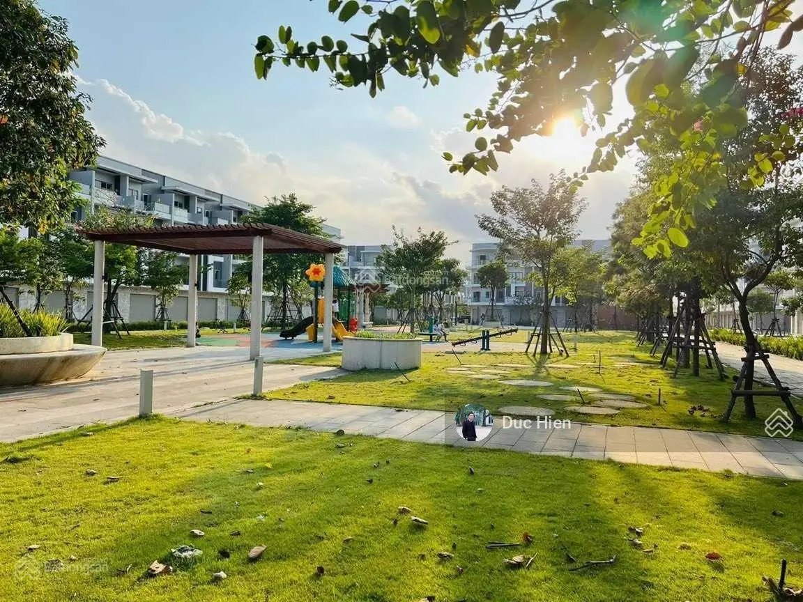 Chính chủ bán các căn Lke, shophouse KDT Him Lam Green Park đã có sổ đỏ, vị trí đẹp giá chỉ 6.x tỷ