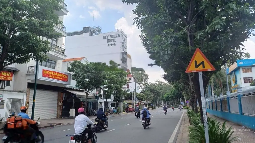 *Mặt Tiền Sân bay* [67m2 - 5 tầng] Hồng Hà (ko lộ giới)