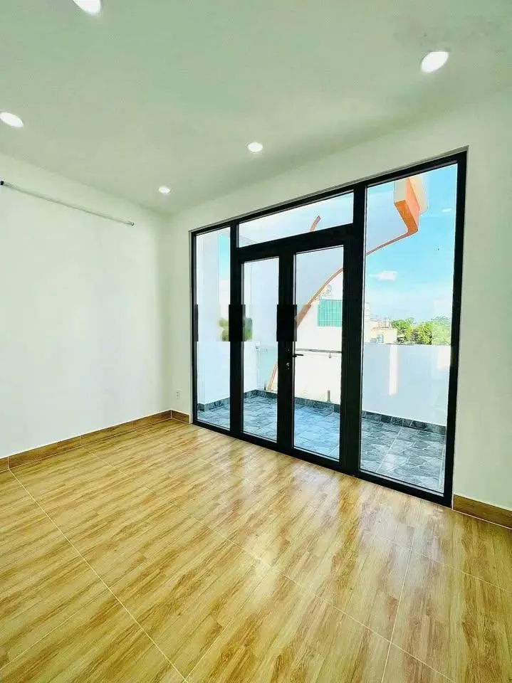 Nhà sổ sẵn ngay vincom plaza, giá chỉ từ 1.95 tỷ, 3pn-3wc, trường thọ, thủ đức, sổ sẵn, đủ tiện ích