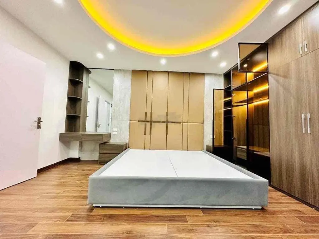 Bán nhà Đường Quan Nhân, Ô tô đỗ cửa, Thông Hoàng Ngân, Nhà mới Đủ Đồ