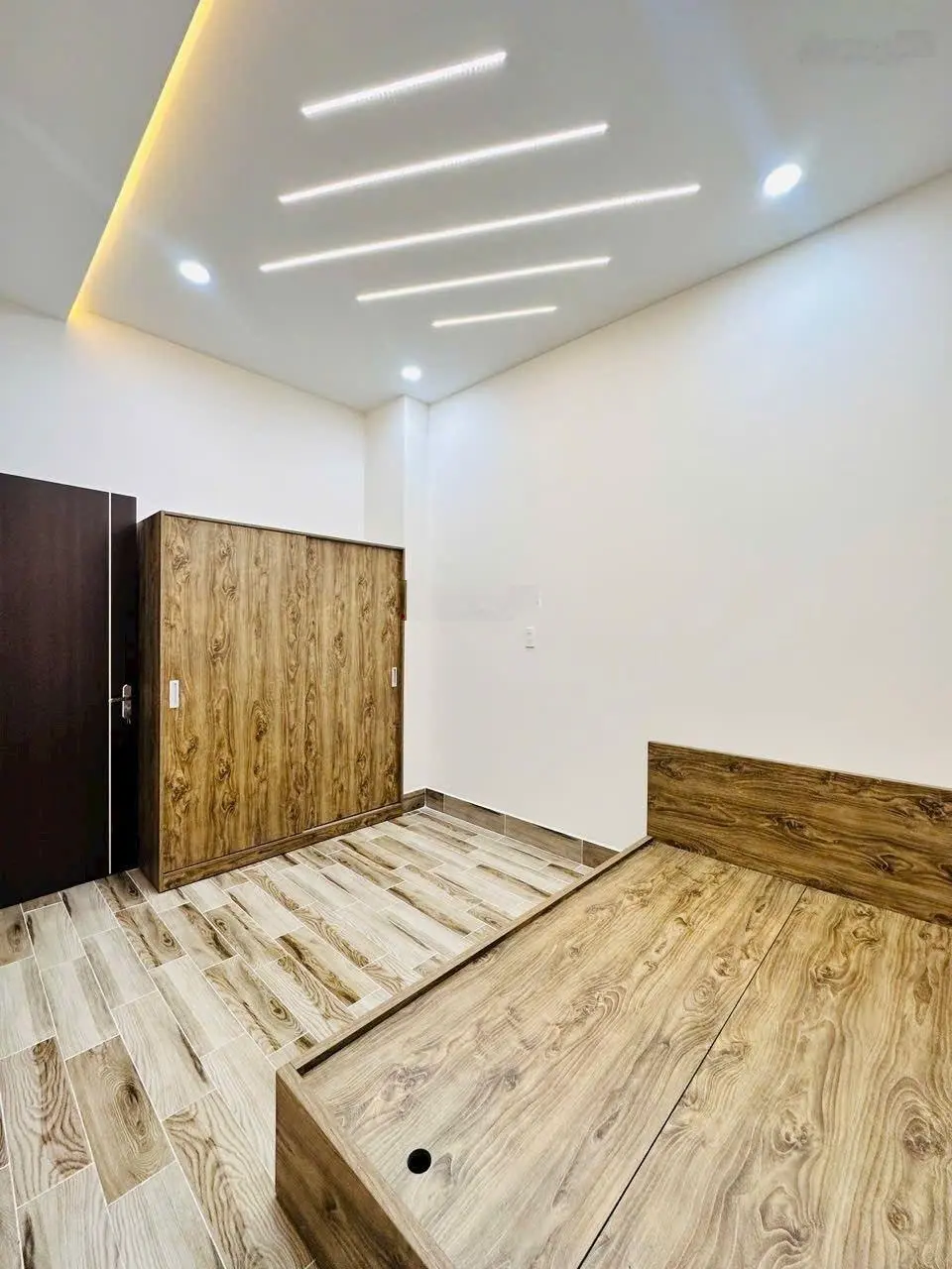 Bán Nhà Mặt Phố tại Đường Thạnh Lộc 28, Quận 12, TP.HCM, 7,85 tỷ, 125m2