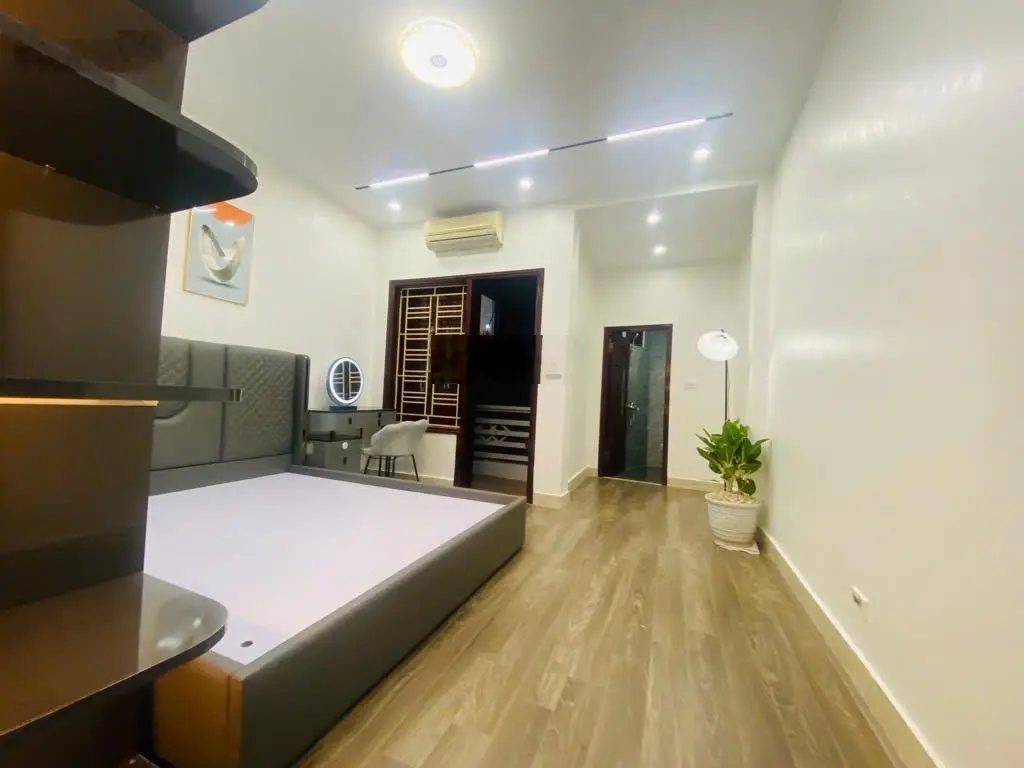 Cần bán nhà riêng trần xuân soạn. nhà đẹp khu vực cực hiếm có. 35m x 5 tầng.