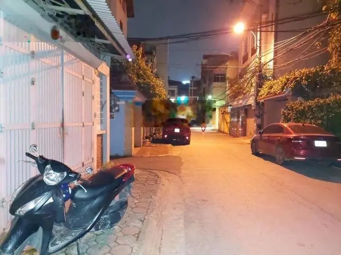 Nhà 117.3V Nguyễn Sơn 96m2, MT 4,7m. Lô góc chủ tự xây 2thoáng chủ tự xây vỉa hè kinh doanh