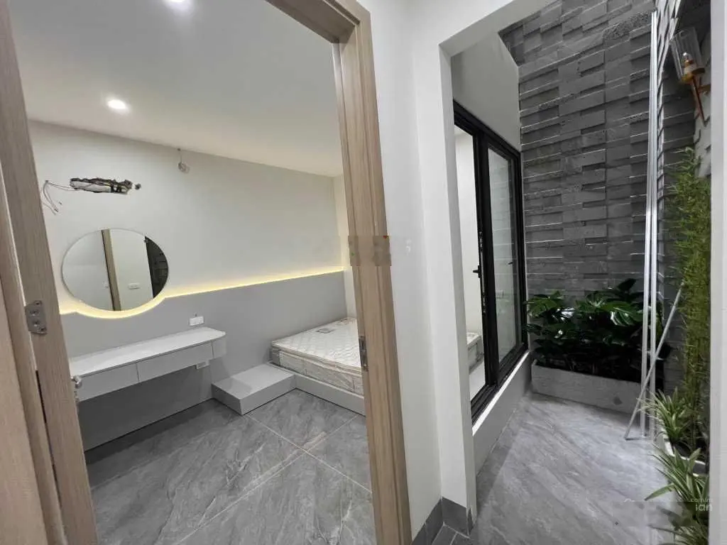 Nhà mới cứng - gara ô tô - 100m2 quá hiếm tại Trâu Quỳ - ô chờ thang máy - tiện ích bạt ngàn