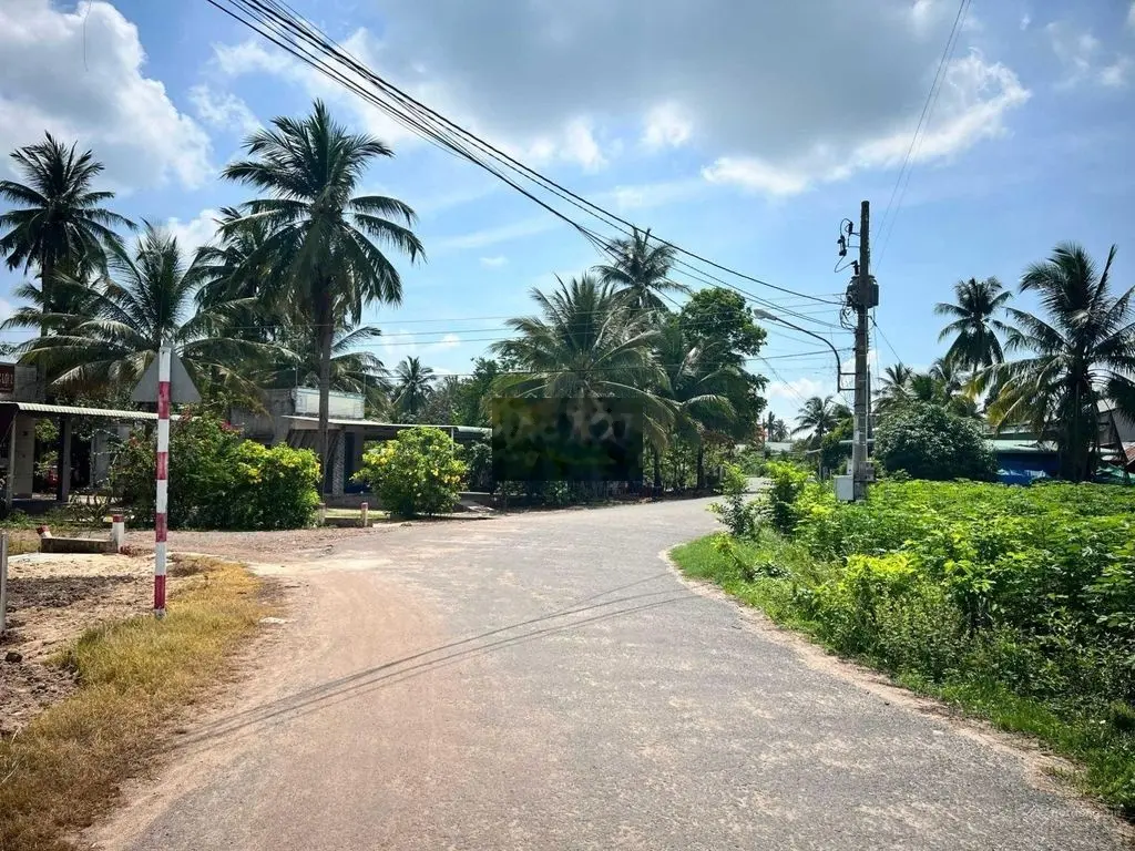 BÁN LÔ ĐẤT NGỘP CÓ THỔ NGAY THỊ TRẤN CHÂU THÀNH 1000M2/ chỉ 490trieu