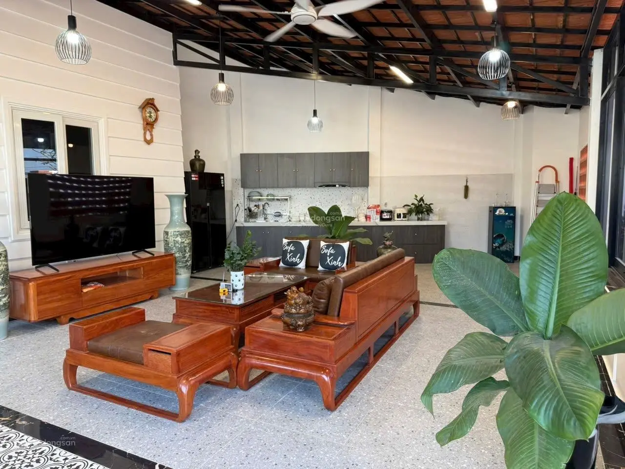 Căn nhà vườn 1100m2 sát đường Võ Nguyên Giáp, xã Vĩnh Hiệp, TP Nha Trang giá siêu tốt