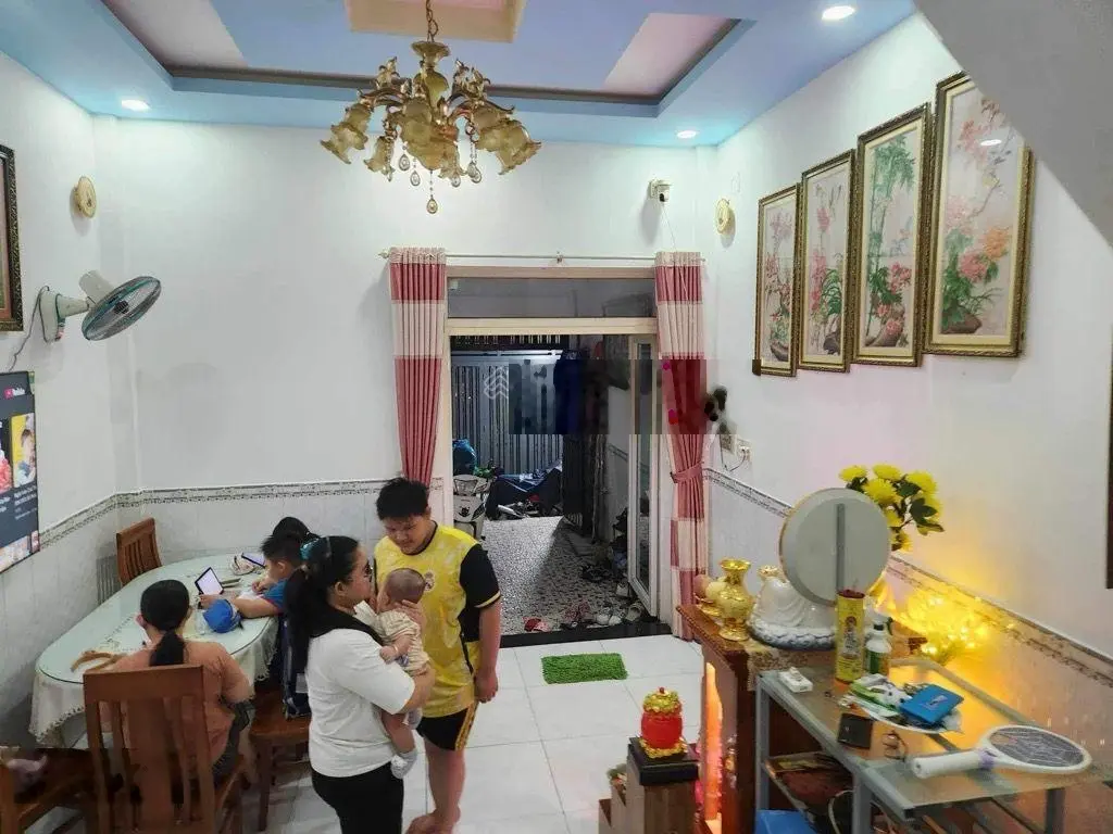Bán nhà đường Tân Mỹ 43m2 - kết cấu 3 lầu đúc + sân thượng chỉ 4 tỉ 3 thương lượng