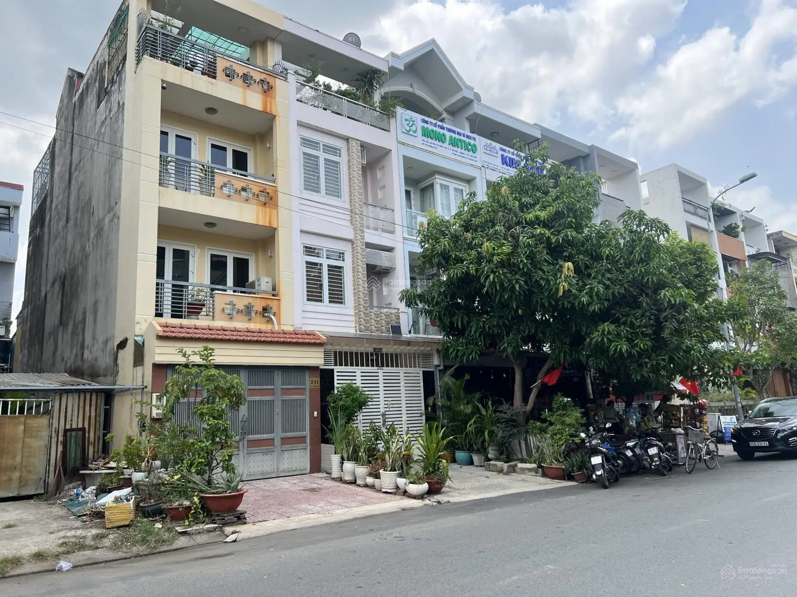 Chỉ 17.9 tỷ còn bớt. Bán nhà 4 tầng full nội thất cao cấp mặt tiền Bùi Tá Hán, An Phú, Quận 2