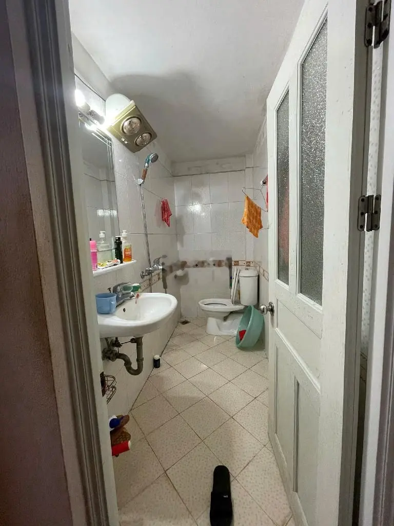 NHÀ ĐẸP DÂN XÂY, Ô TÔ ĐỖ CỬA, NGÕ NÔNG 2 THOÁNG 3 TẦNG 45M2 4,1 TỶ.