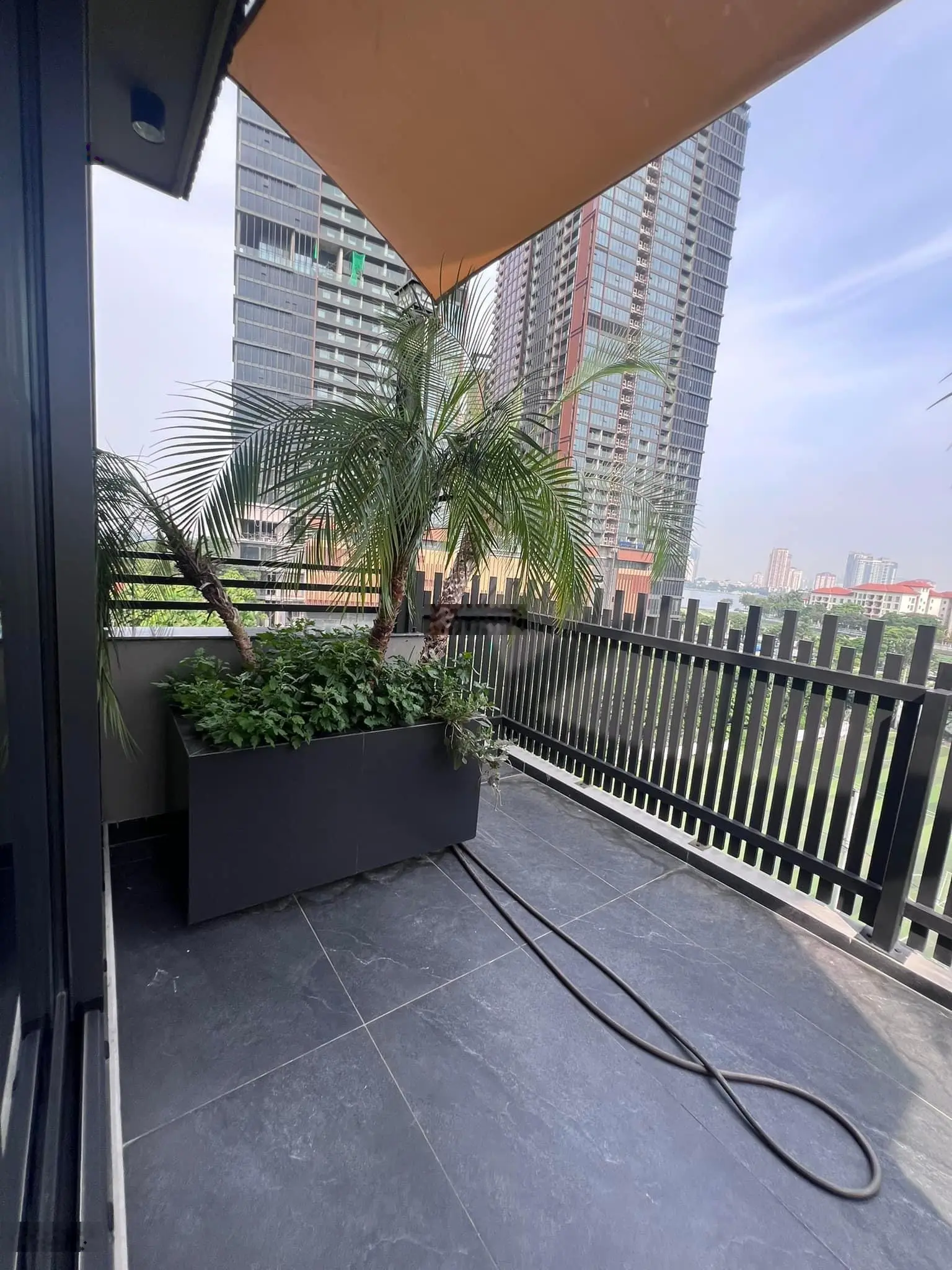 (vip) mặt phố tây hồ 50m2 - 7 tầng thang máy - lô góc - kinh doanh - sổ vuông nhà đẹp. chỉ 29 tỷ