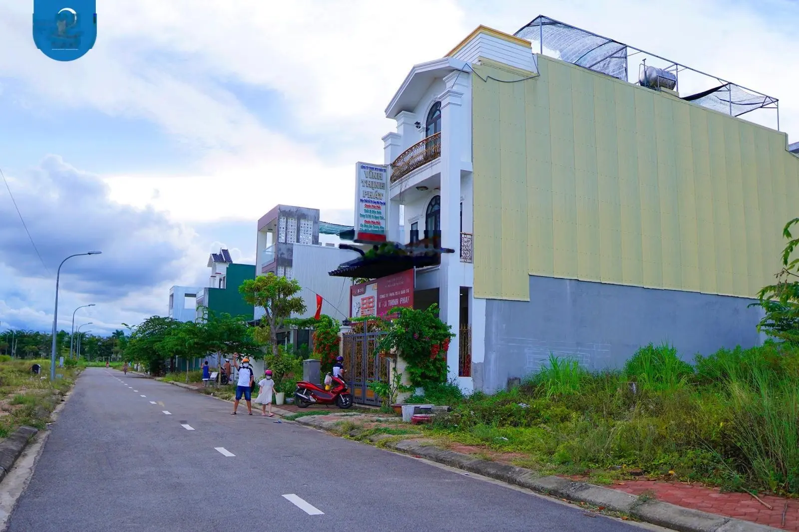 Chính chủ bán nhanh lô đầu cổng KĐT Phú Mỹ, đường 17,5m vị trí đẹp, cách công viên vài bước chân