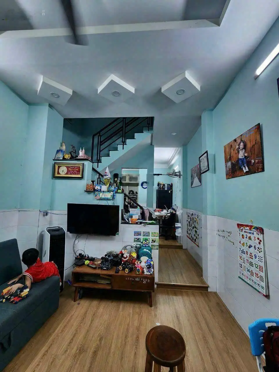 Bán nhà riêng tại Đường 1, 3,9 tỷ, 55m2, 2PN, 2WC, đầy đủ nội thất, hướng Tây Bắc