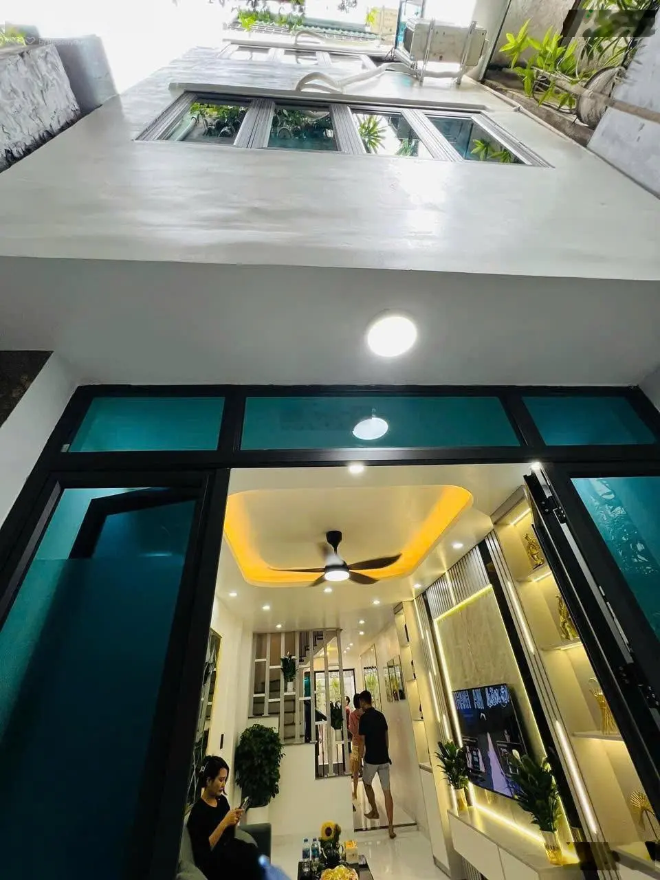 Bán nhà 4 tầng mới ngõ Thổ Quan 4 PN hơn 6 tỷ