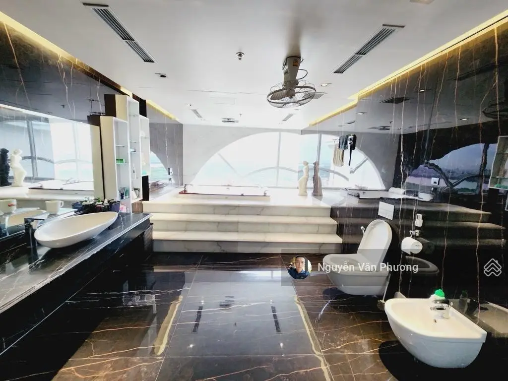 Gấp Bán Nhà 7 tầng Thang Máy Mặt Phố Cổ Linh 2 Mặt Tiền 18m Vỉa Hè Đá Bóng Kinh Doanh Đỉnh 28tỷ TL