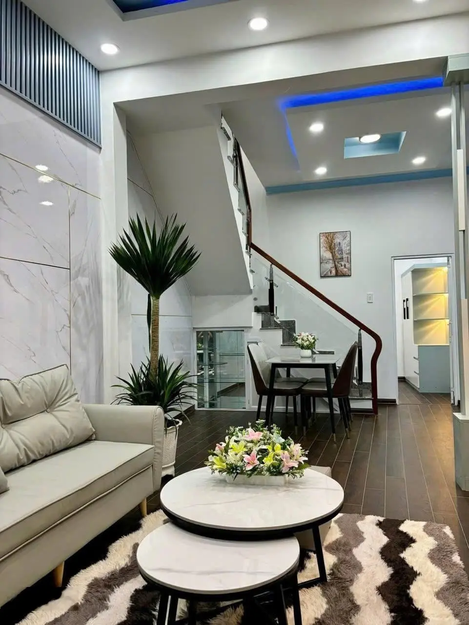 Nhà 2 tầng 3pn mới 100% full nội thất - xách vali vào ở ngay - kề big c & chợ cồn chỉ nhỉnh 3 tỷ
