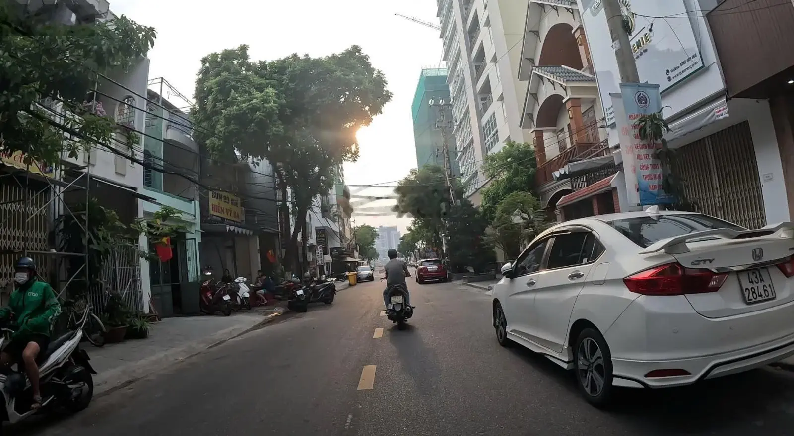 Bán nhà 4 tầng 83m2 ngang 4m5 mặt tiền đường Lê Quý Đôn, Giá chính chủ cho khách thiện chí.
