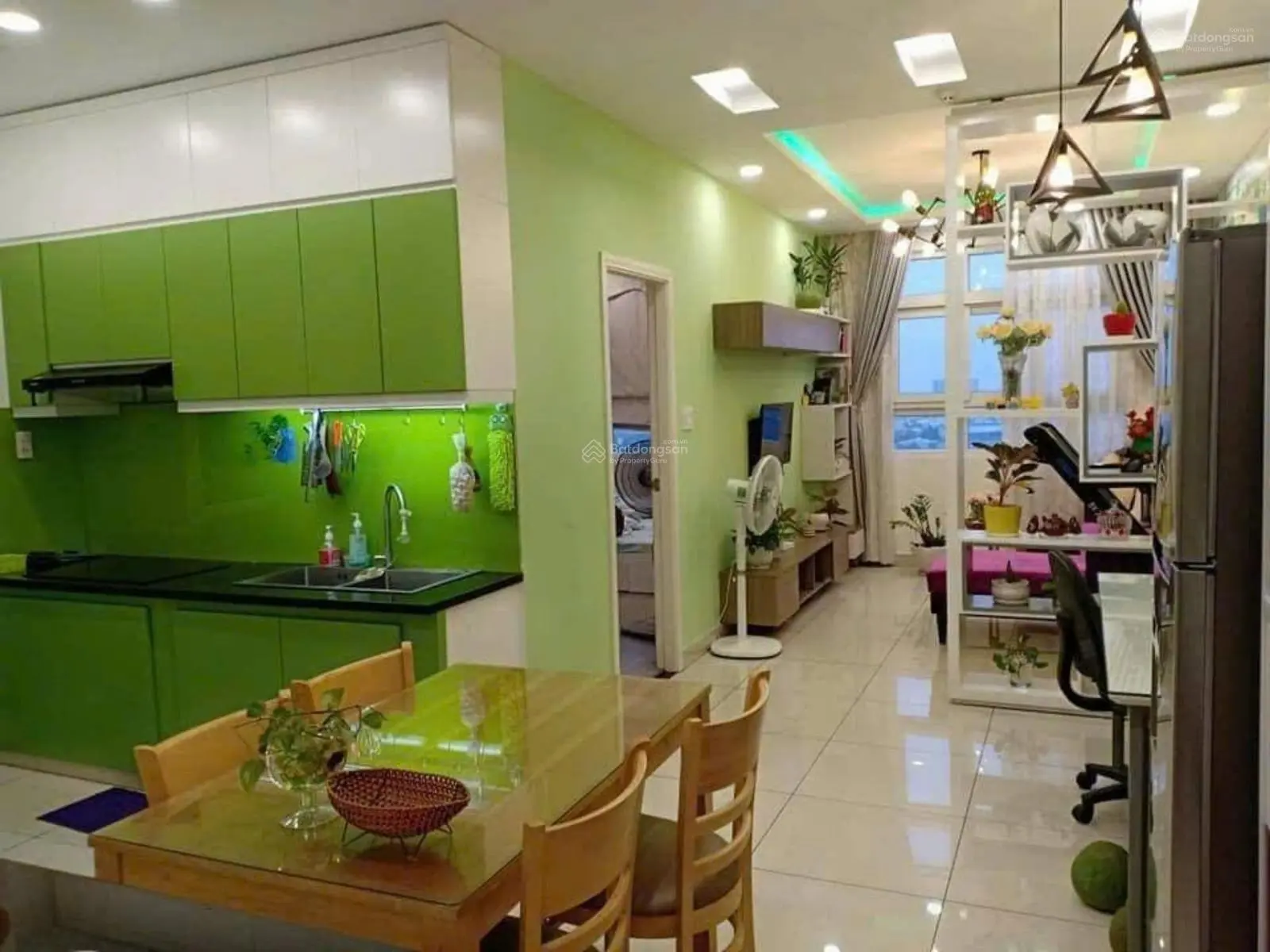 Sunview Town căn studio 45m2 giá 1tỷ55, đã có sổ hồng, giá rẻ nhất thị trường khu vực Thủ Đức