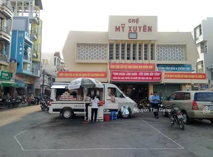 CẦN BÁN GẤP ĐẤT 120m2 Đất TC,Giá 500tr.Đ.Võ Văn Kiệt gần Chợ Mỹ Xuyên,Trường THPT Chuyên Mỹ Xuyên.