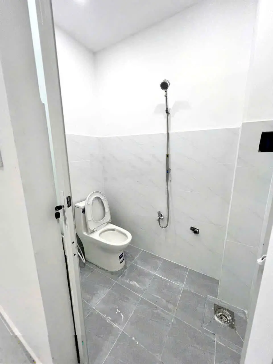 Nhà đầu tư kinh doanh, có nguồn thuê sẵn 6tr/th, 950tr/70m2, Bình Chánh, HCM