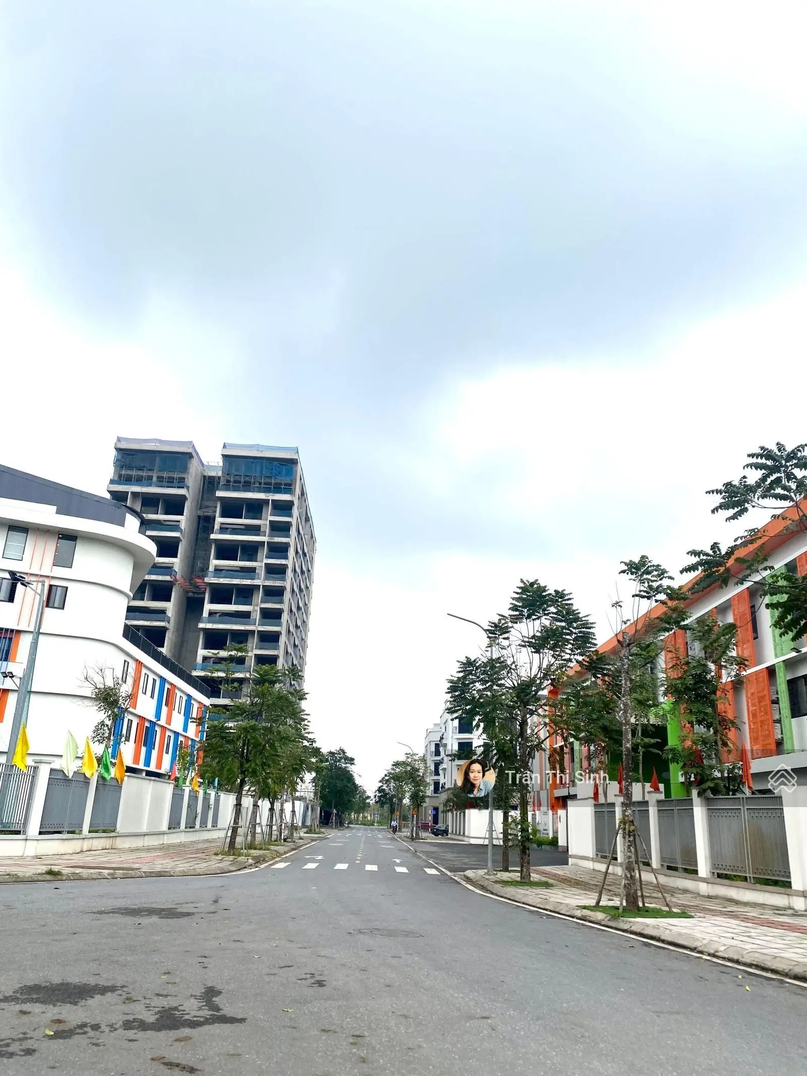 Bán nhà 6 tầng mặt phố khu Phúc Đồng Nguyễn Lam 180m2 MT 8m, 25 tỷ vào việc