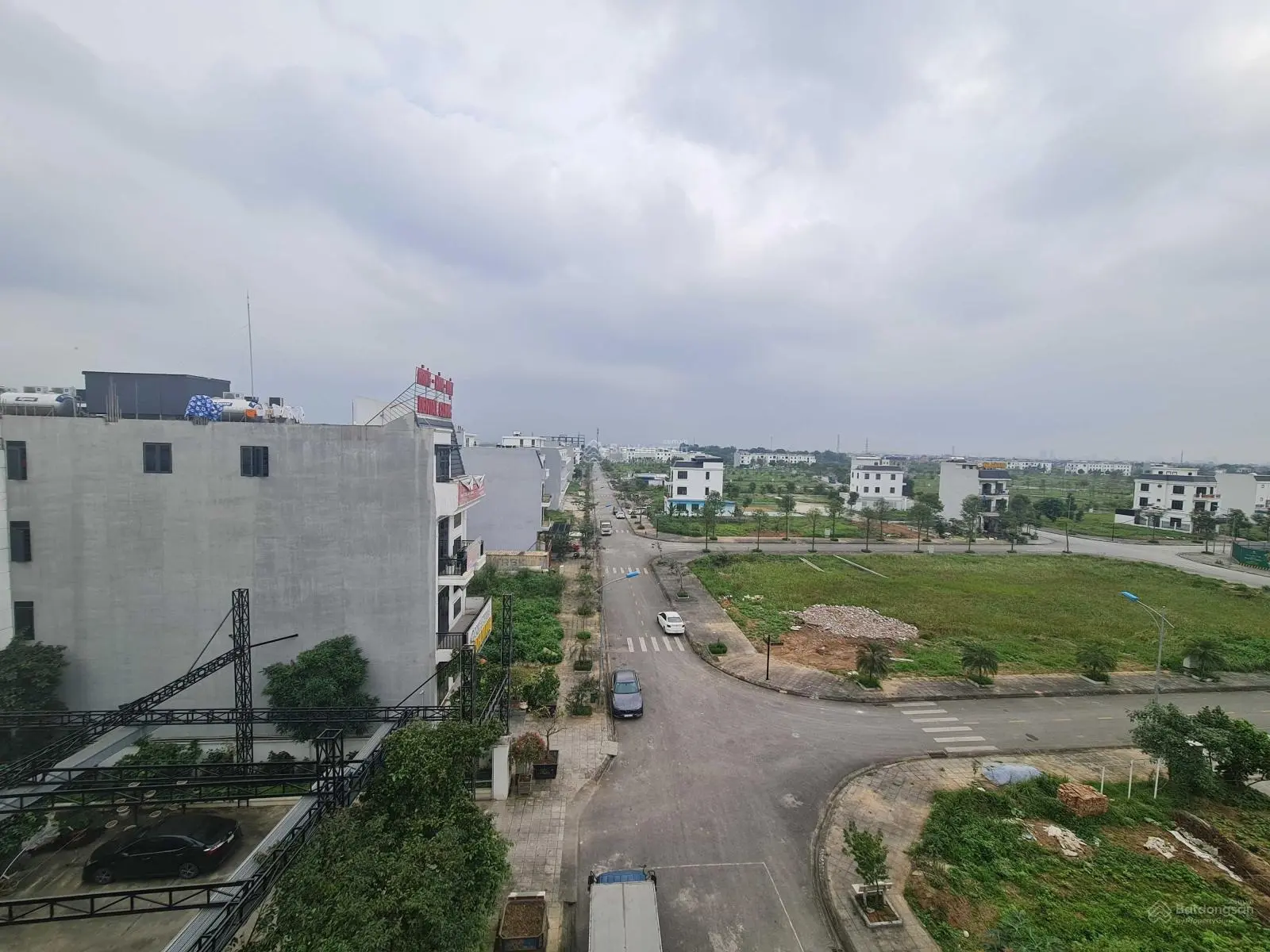 Chính chủ bán hoa hậu mặt chung cư