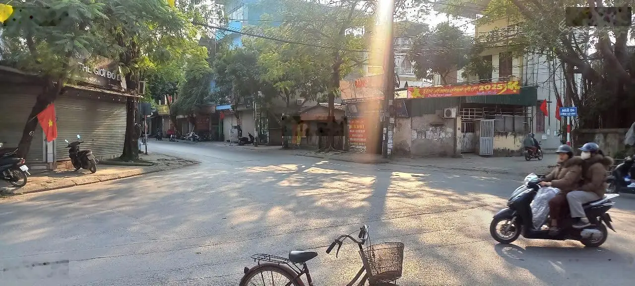 Bán nhà riêng tại Lạc Thị, 6,1 tỷ, 66m2, 5PN, 3WC, cạnh ngã 3 Lạc Thị - Vĩnh Khang - Quỳnh Đô