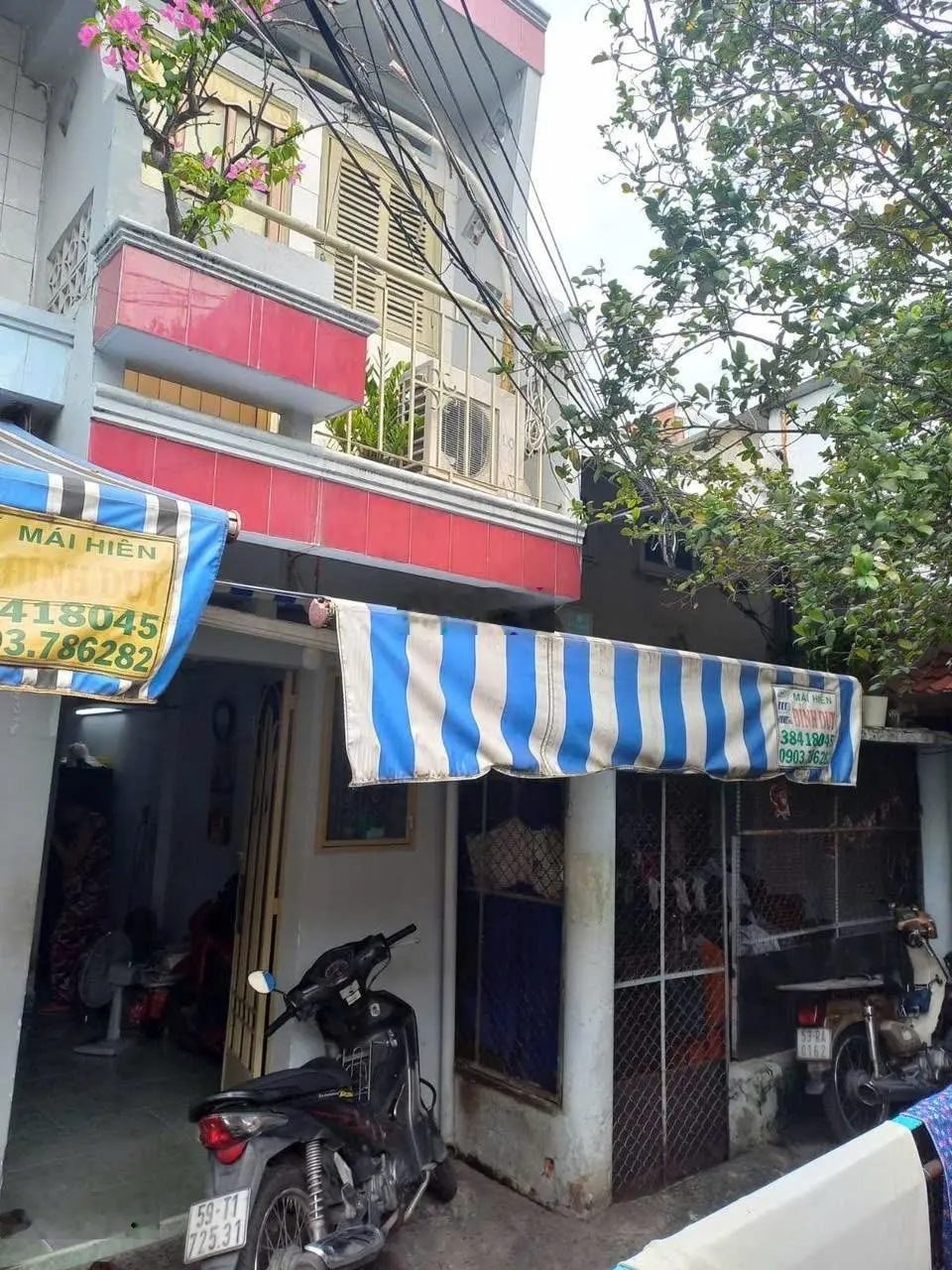 Nhà bán giá rẻ chỉ 2.1 tỷ, hẻm xe hơi hơn 3,5m, Q. Bình Thạnh giáp Quận 1
