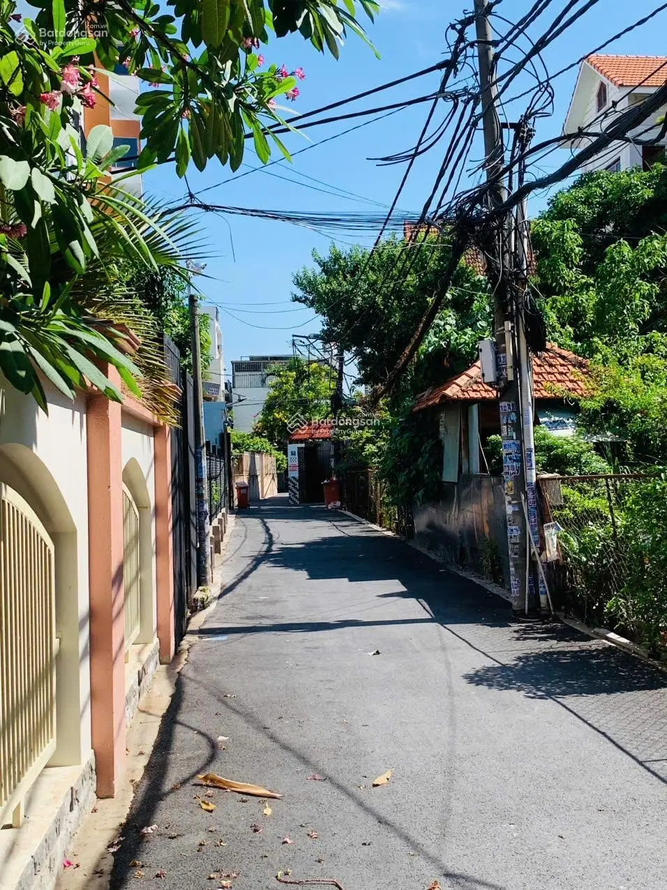 Bán đất tặng nhà - Chủ gửi nhà 2 tầng - MT Đường số - Ngay Trần Não - 90m2 - Giá siêu rẻ chỉ: 10 tỷ