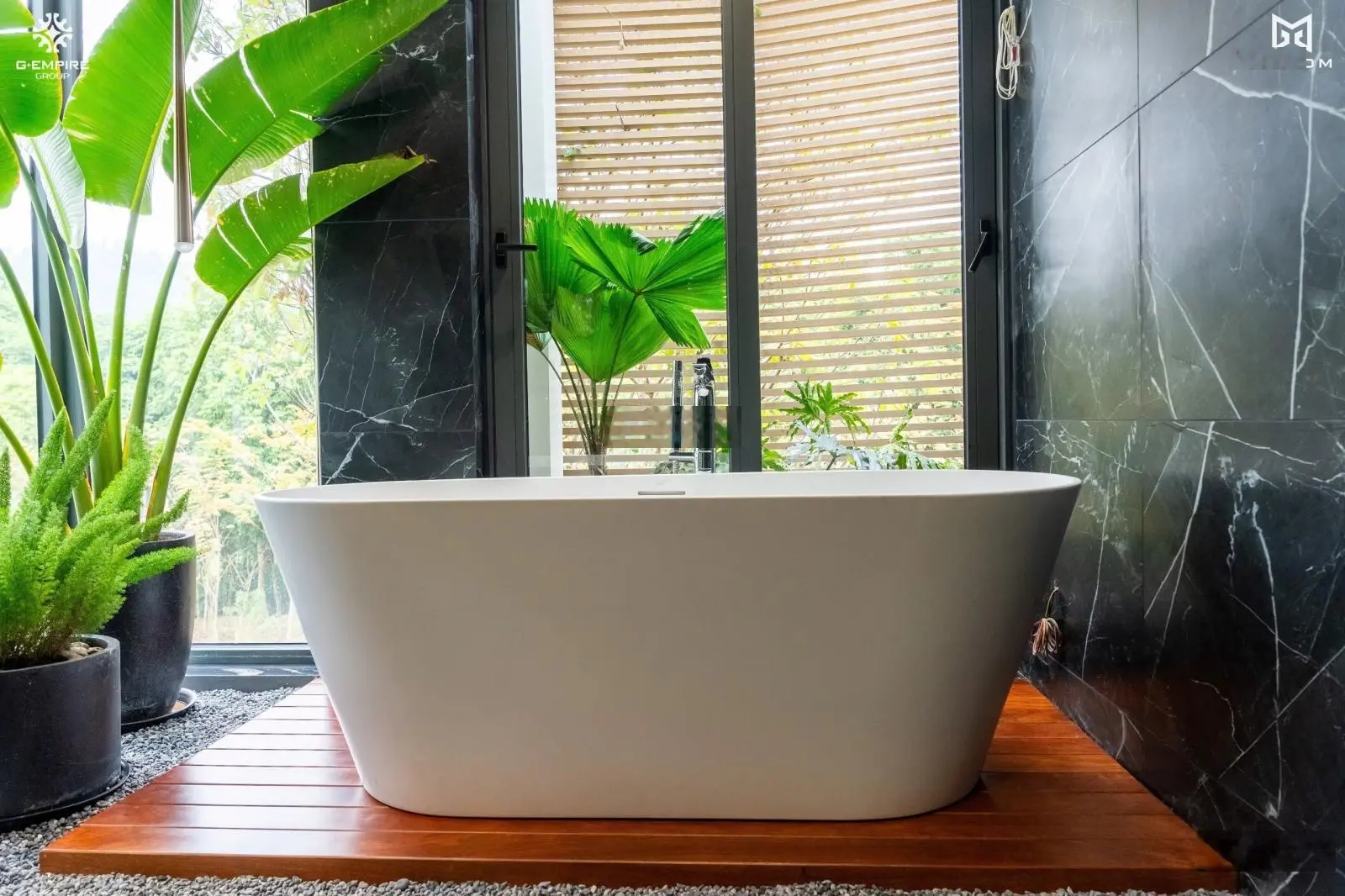 Bán gấp biệt thự Hà Nội Tropical Garden, 14 tỷ, 250m2, 5PN, 4WC, 3 tầng, hot