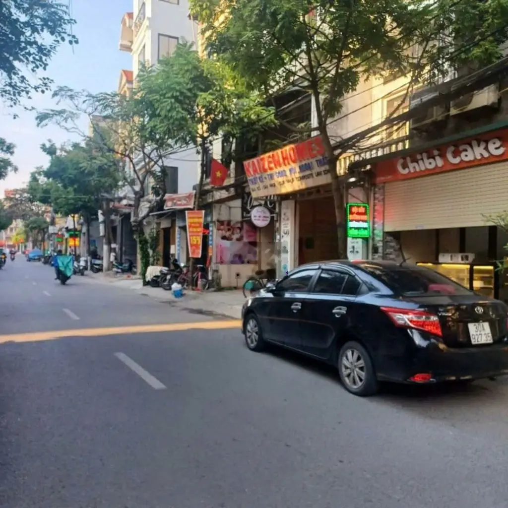 Bán nhà phố Trần Bình đường thông, vỉa hè, kinh doanh, 55m 17 tỷ