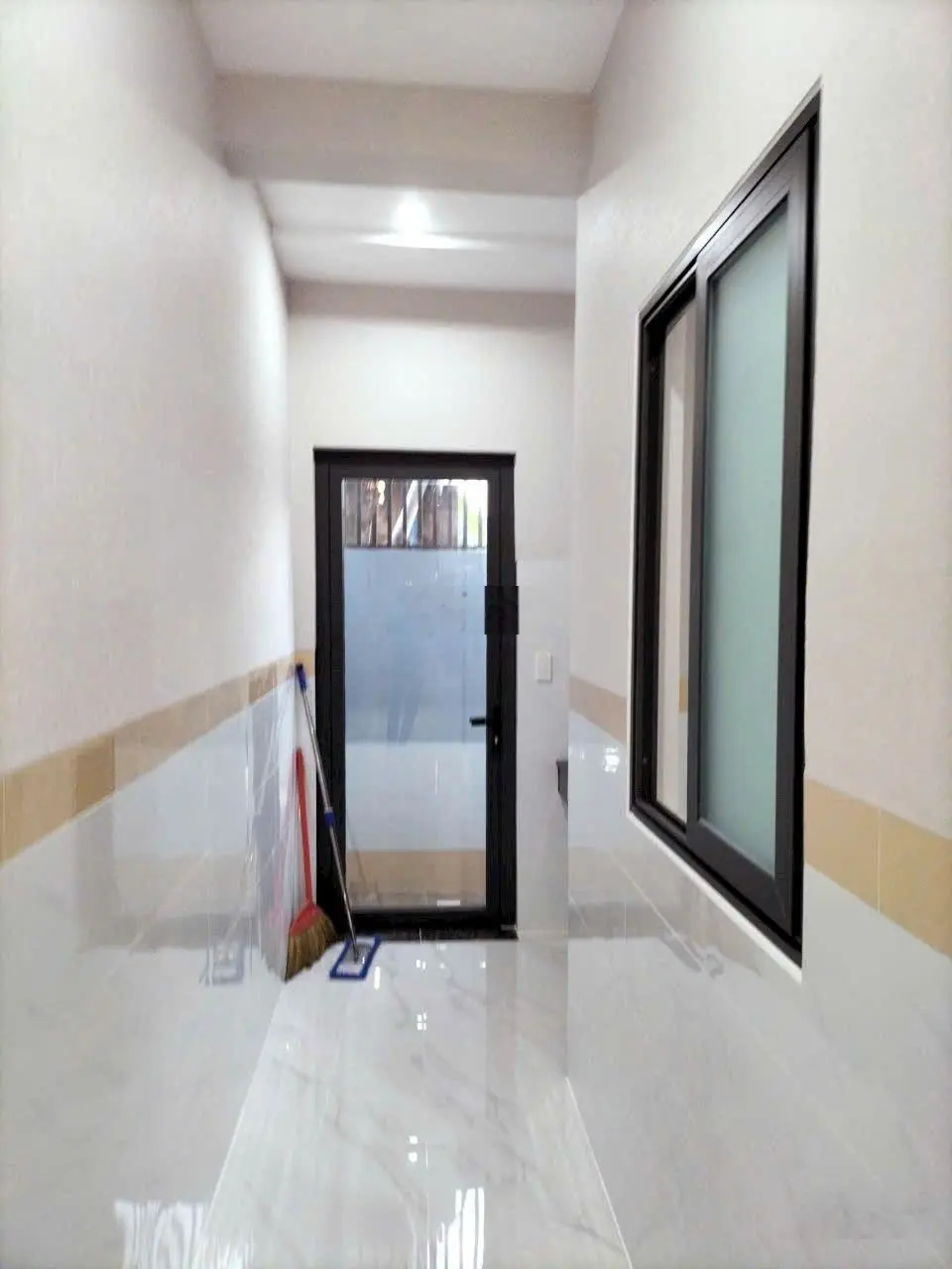 Chính chủ bán nhà trệt lầu điện máy Mỹ Hạnh 520tr bao công chứng