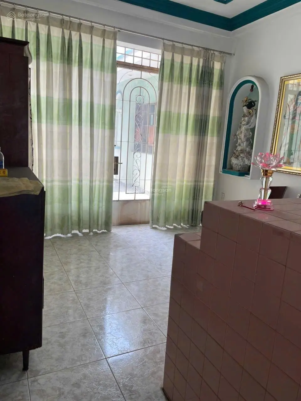 Bán nhà mặt phố Trần Quốc Thảo, 25 tỷ, 80m2, 4PN, 3WC, nhiều tiện ích đẹp chỉ với