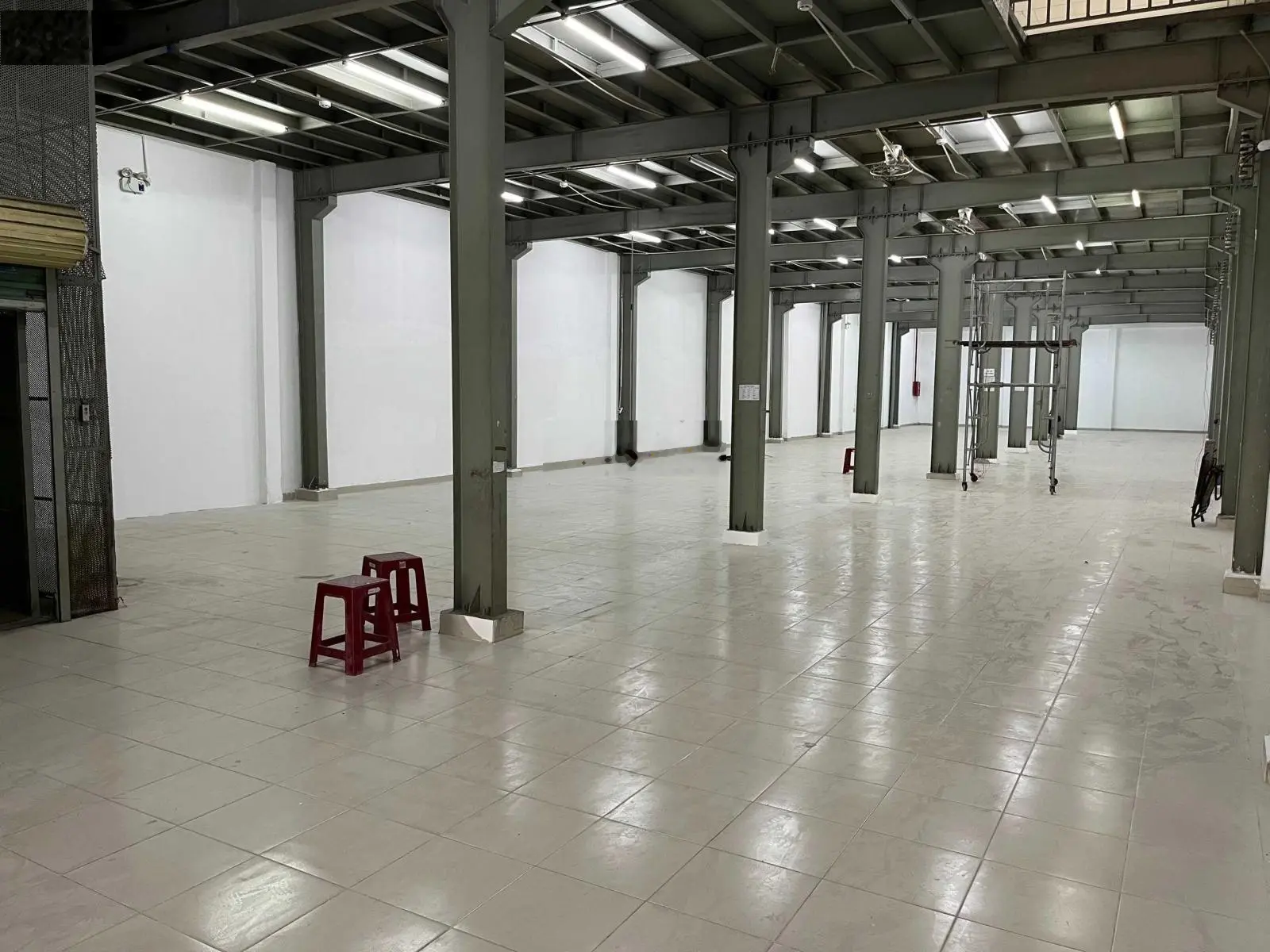 Chính chủ cần bán gấp nhà xưởng hẻm 879 Hương Lộ 2