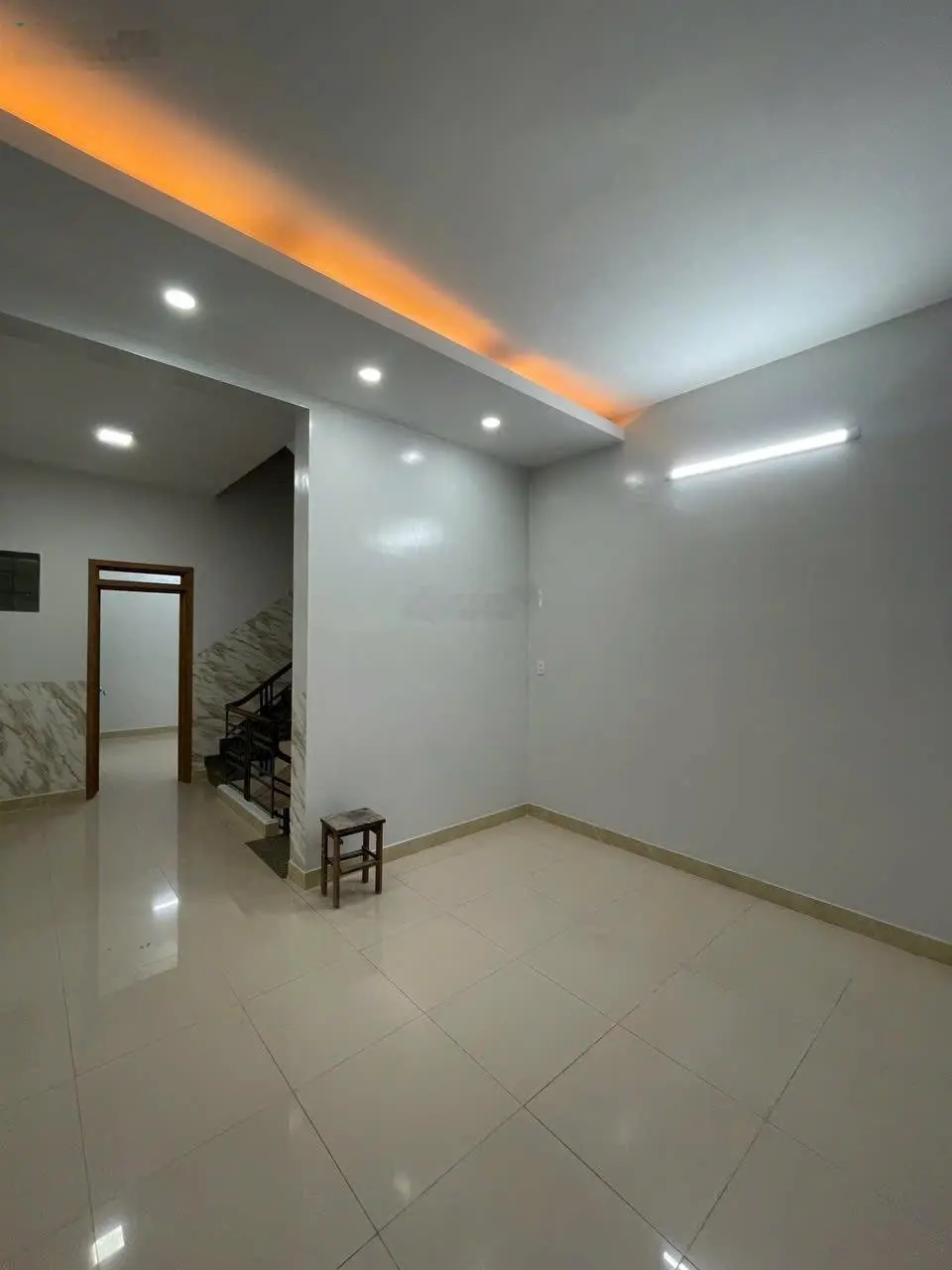 Nhà Trệt- 2 Lầu. Gần Làng ĐHQG Tp.HCM. DT: 73M2. Giá: 4.1 Tỷ Tl