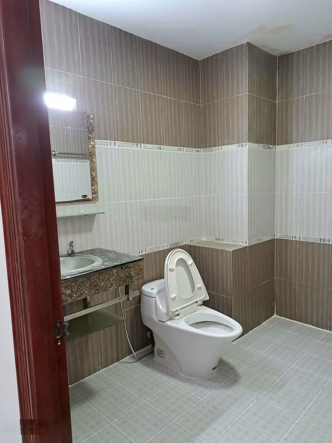 Về quê dưỡng già bán nhà Trần Quốc Thảo, Q3 49m2 2ty150 3PN