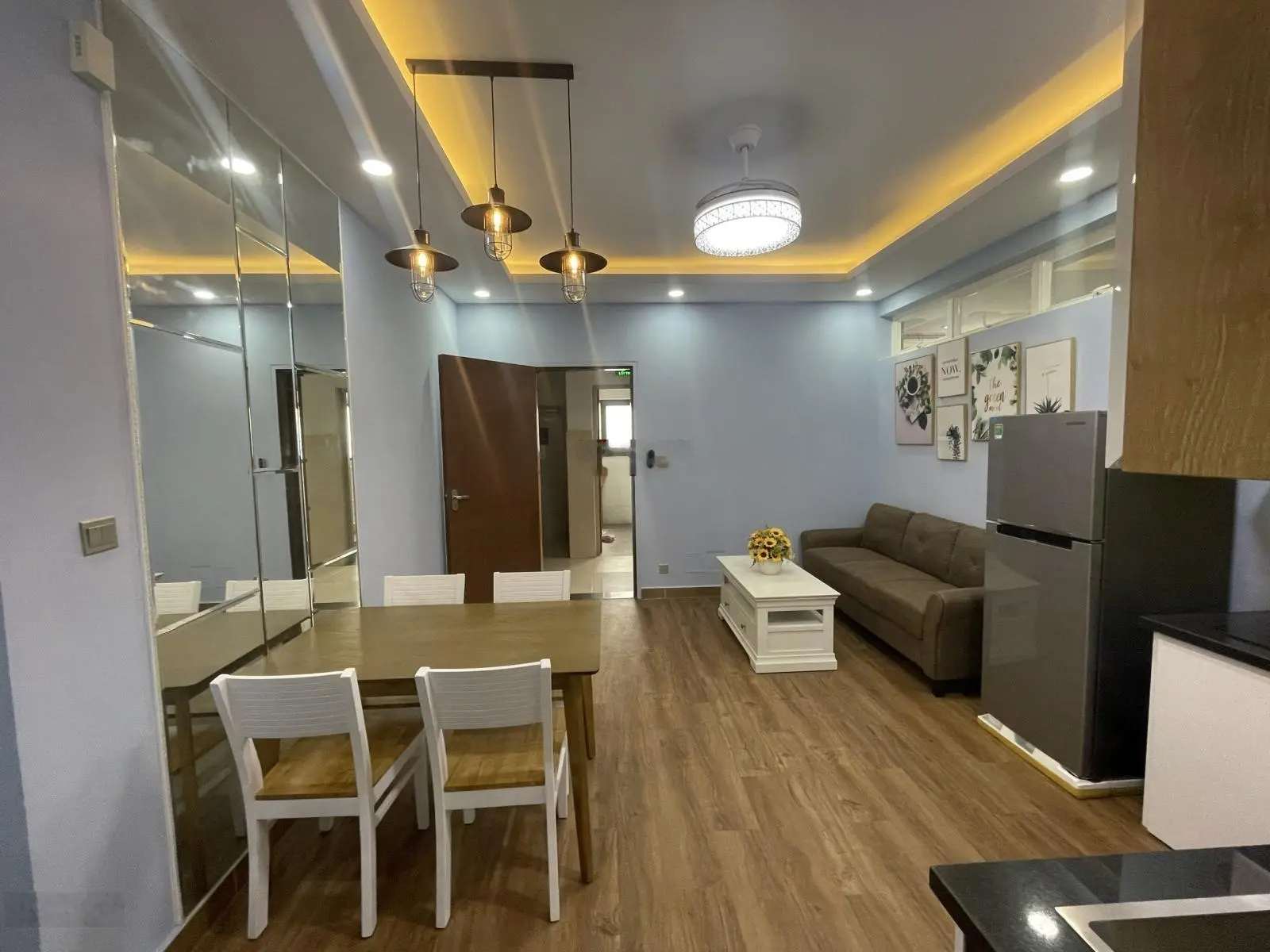 Bán căn hộ Era - Lạc Long Quân - Q. Tân Bình (85m2 - 2PN 2WC). Giá 2,75 tỷ (ko hỗ trợ vay)