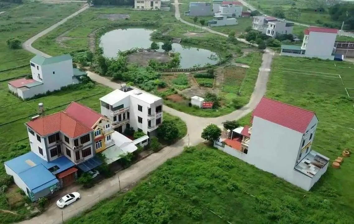 Chính chủ gửi bán một số lô đất tái định cư Bình Yên, Thạch Thất. Giá chỉ từ 26tr/m2, LH 0969 993 ***