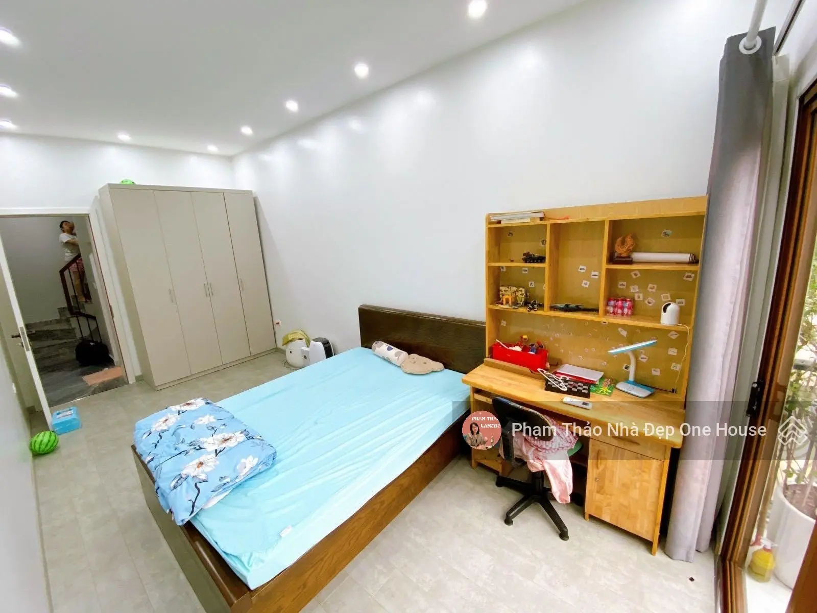 Bán đất tặng nhà 4 tầng - Đê La Thành - sổ vuông hoa hậu. 50m2 giá 5.9 tỷ