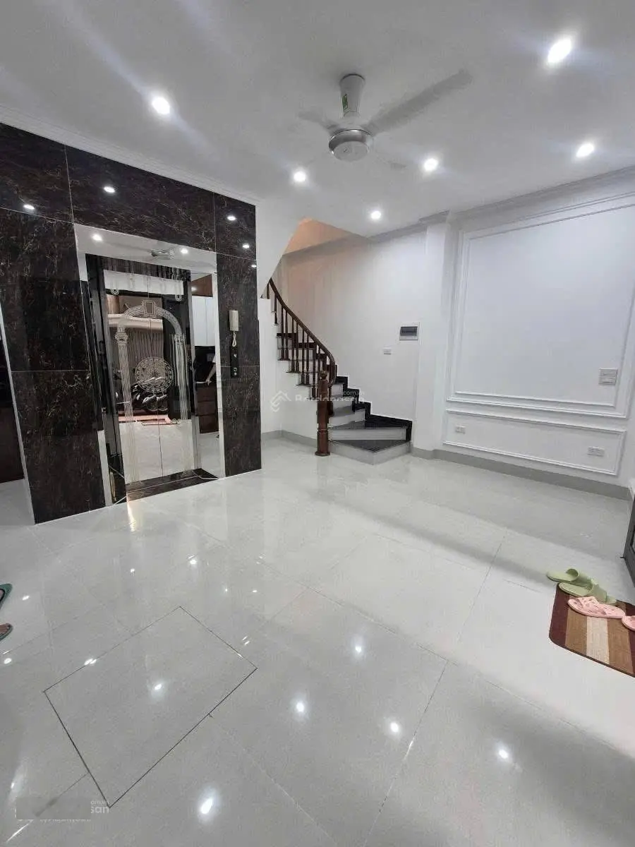 Đồng Cổ, Tây Hồ, Hà Nội - thang máy - 7 tầng - 10m ra phố - ô tô tránh - giá 11.5 tỷ