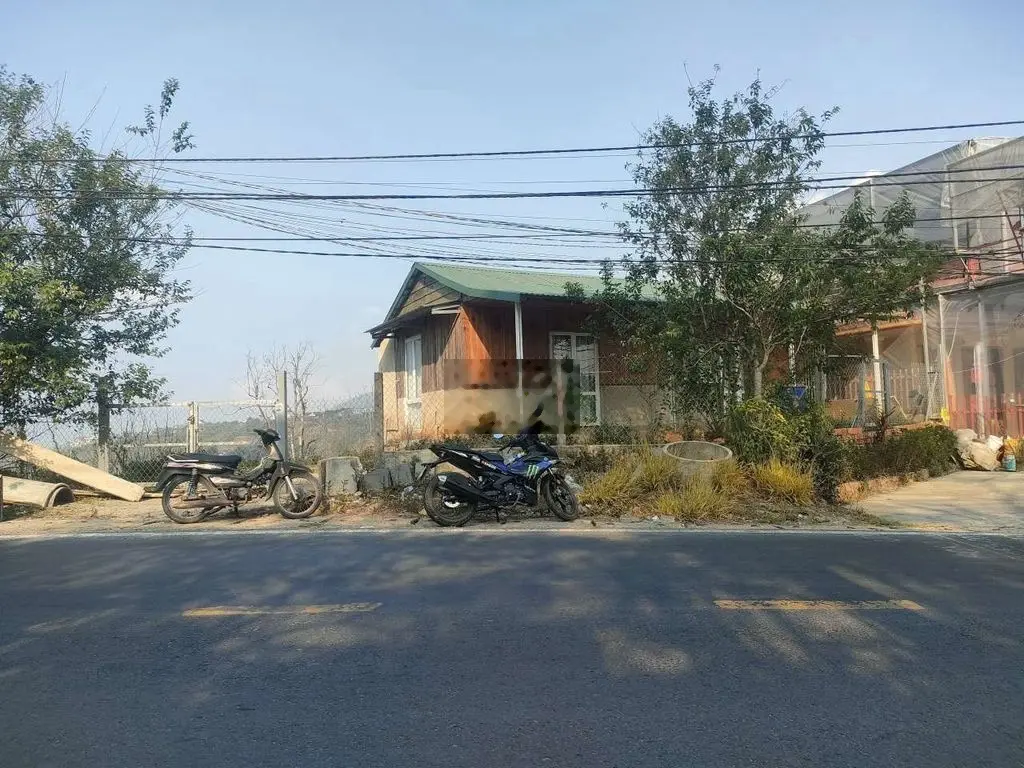 MẶT TIỀN QUỐC LỘ 20