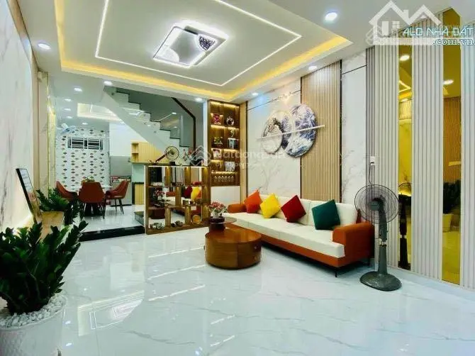Nhà Mới Đẹp Tại Đường Hưng Phú, Phường 8, Quận 8, DT: 76m2./2tỷ800 Hẻm 8m ,sổ hồng riêng chính chủ